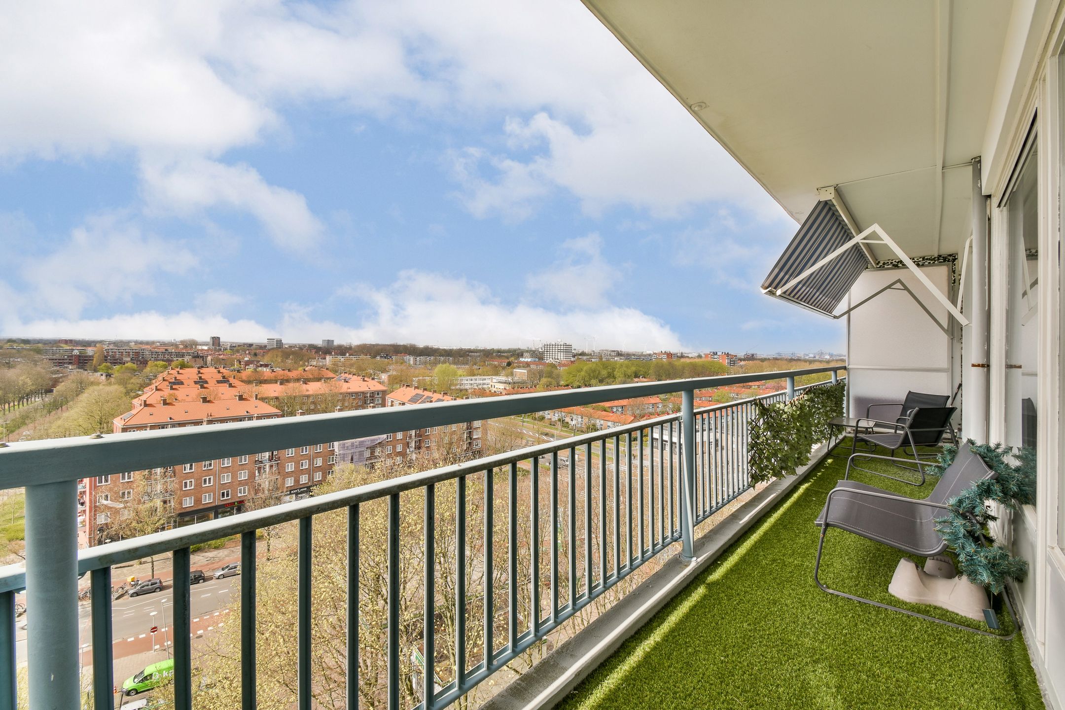 Foto 15 van Burgemeester Hogguerstraat 1087