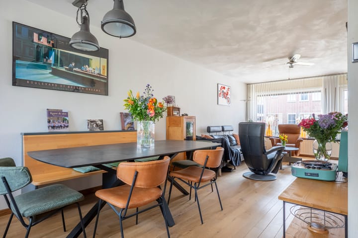 Foto 16 van Looierstraat 10