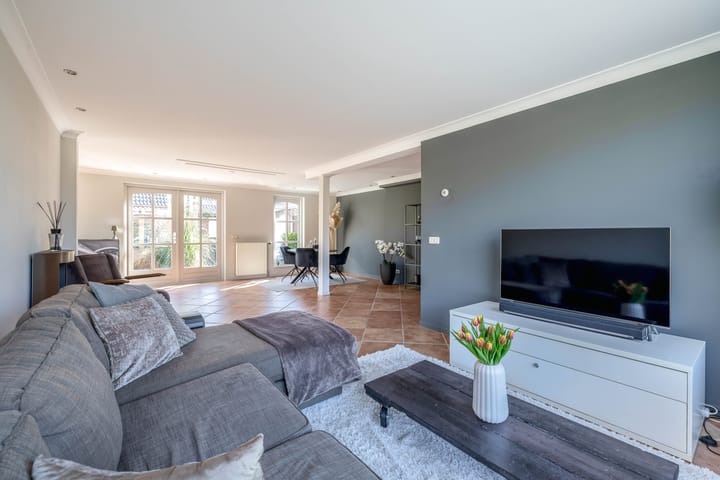 Foto 6 van Poelruitstraat 17