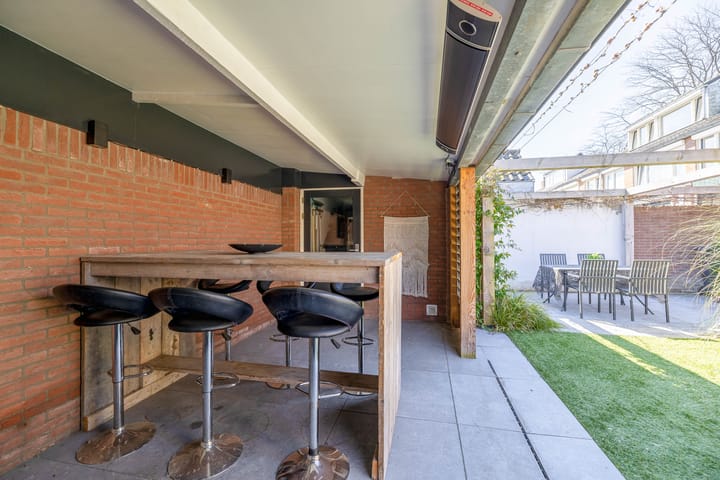 Foto 16 van Poelruitstraat 17