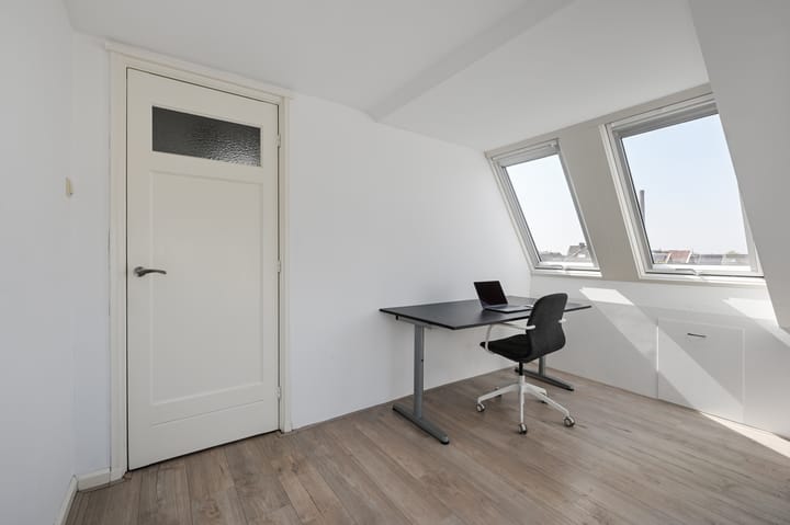 Foto 15 van Schoolstraat 6