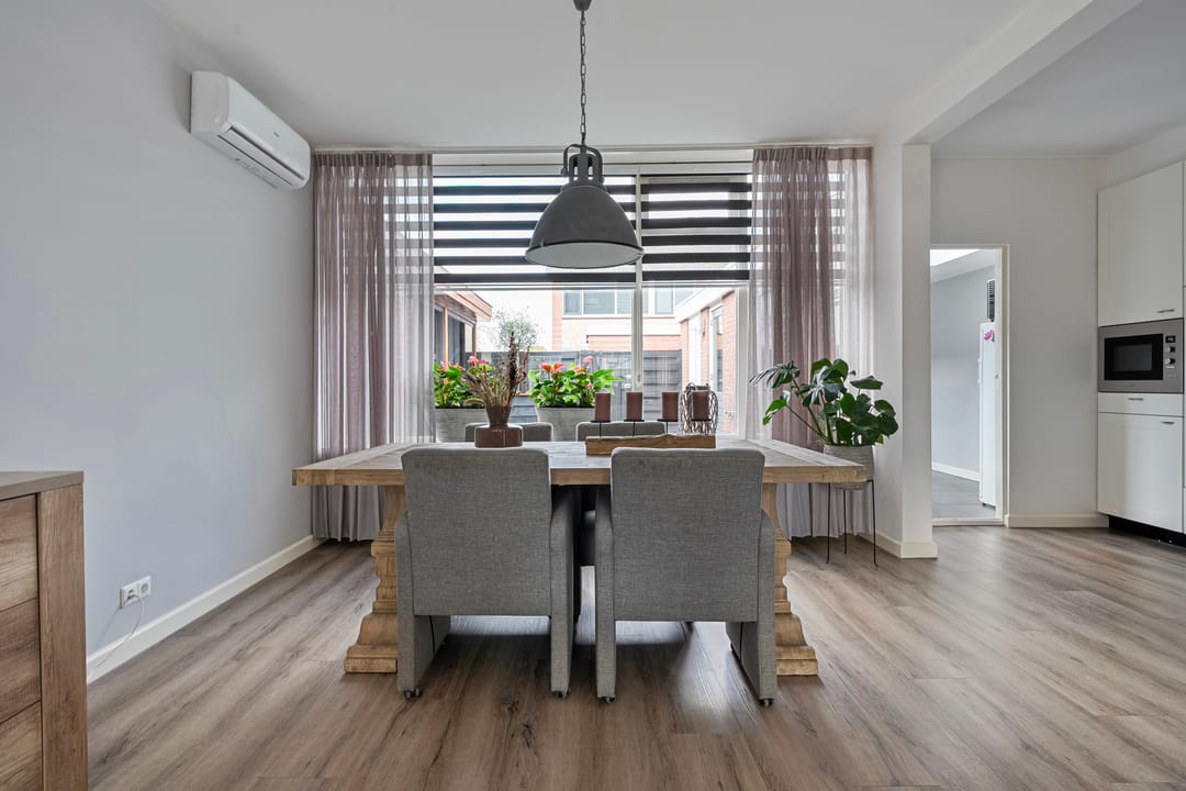 Photo 13 of Constantijnstraat 97