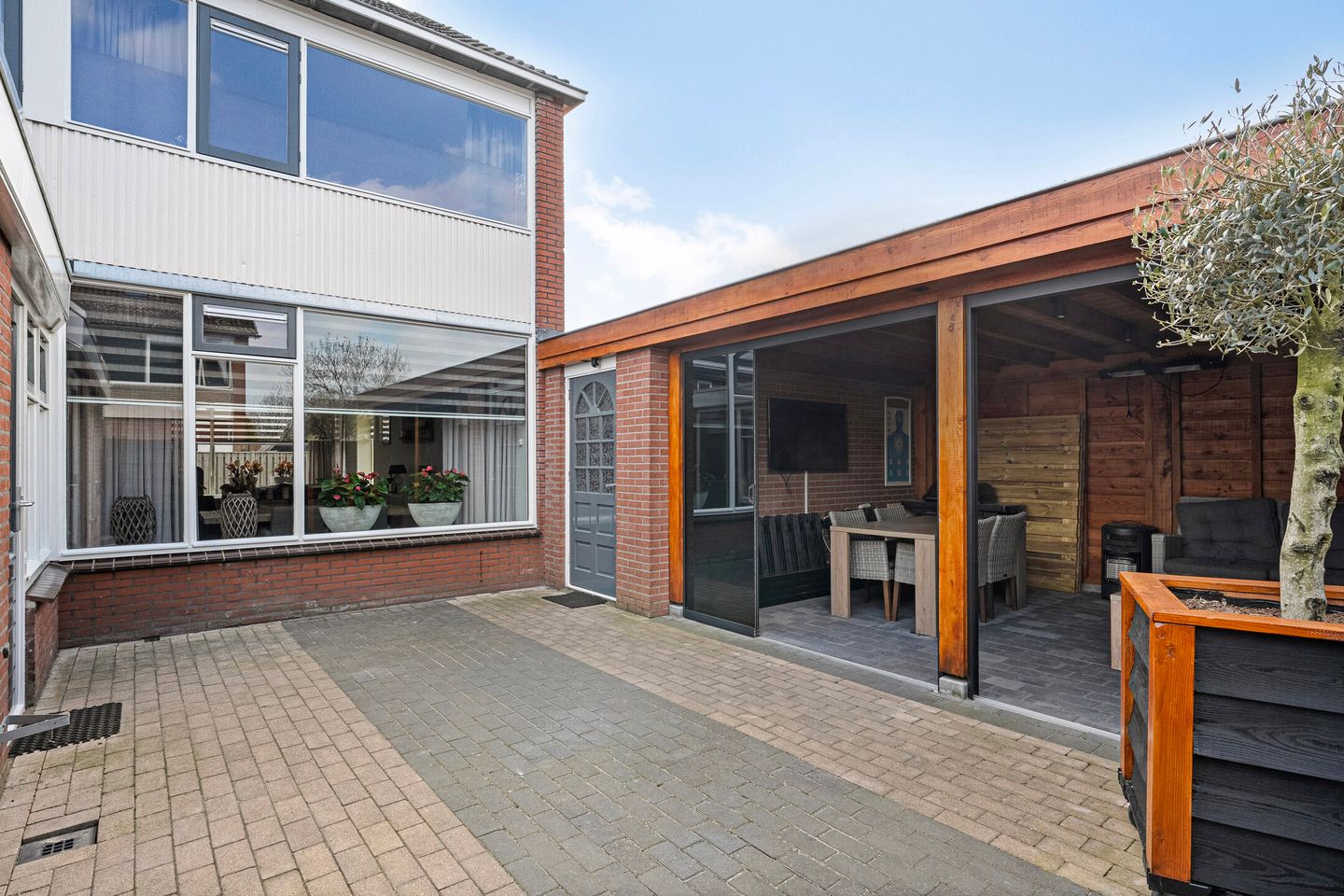 Photo 40 of Constantijnstraat 97