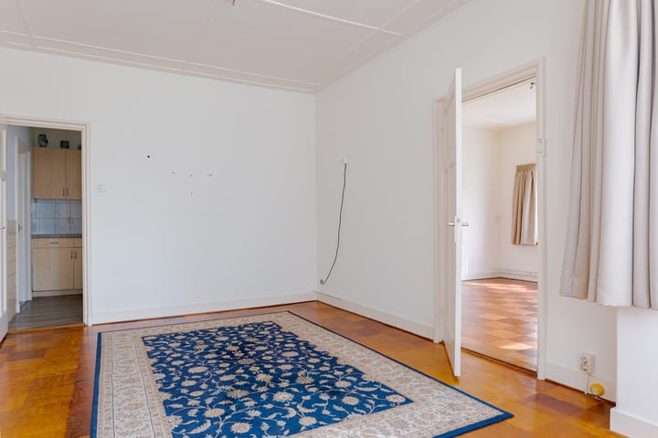 Photo 6 of Schurinkstraat 25