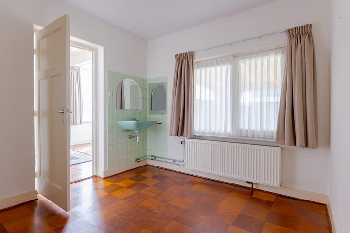 Photo 8 of Schurinkstraat 25