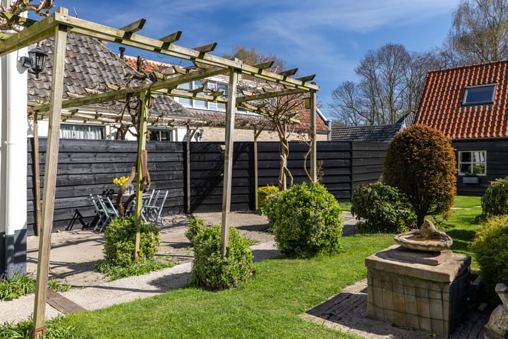 Foto 100 van Voorstraat 14