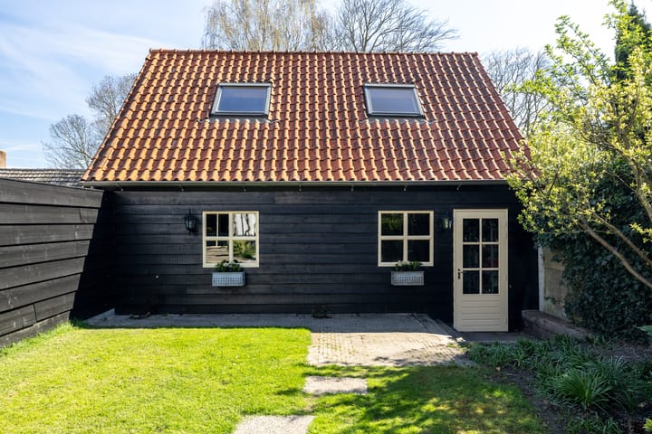 Foto 101 van Voorstraat 14