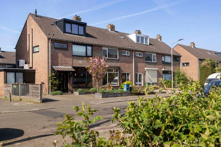 Foto 29 van Maanstraat 51