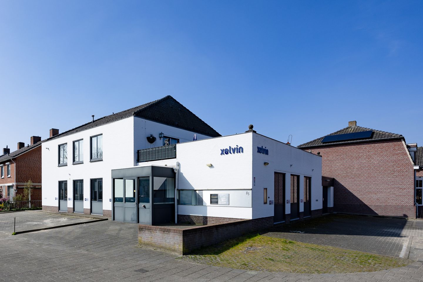 Bekijk foto 1 van Langeweg 85