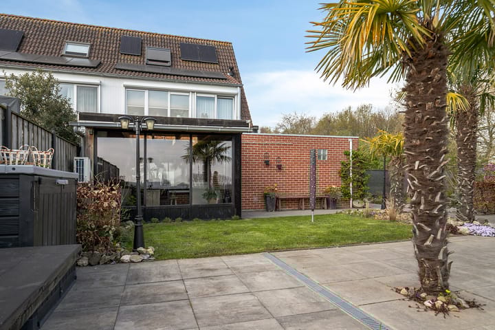 Foto 23 van Aendijkestraat 44