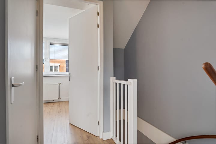 Foto 44 van Benthuizenstraat 53