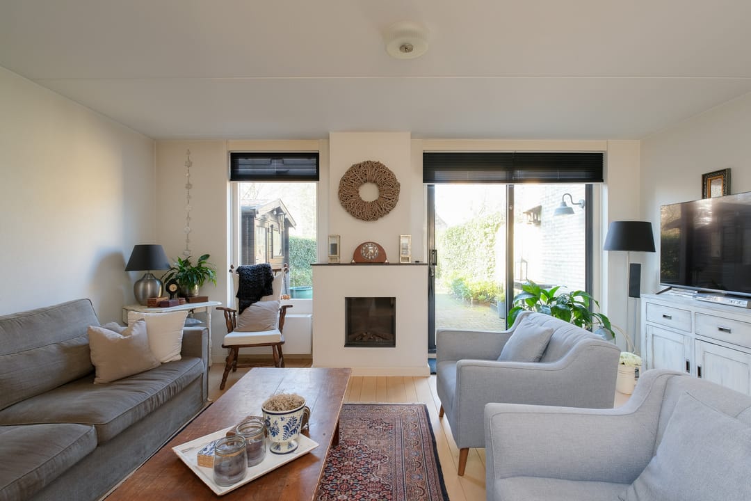 Photo 2 of De Strang 1-A