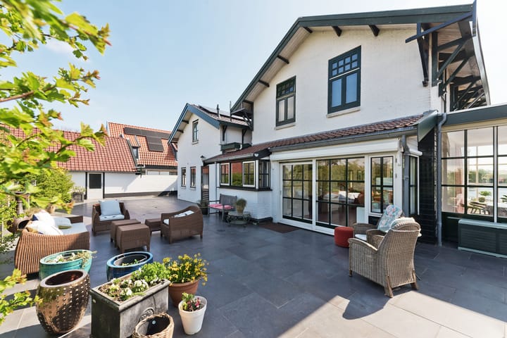 Photo 8 of Aalsmeerderdijk 217