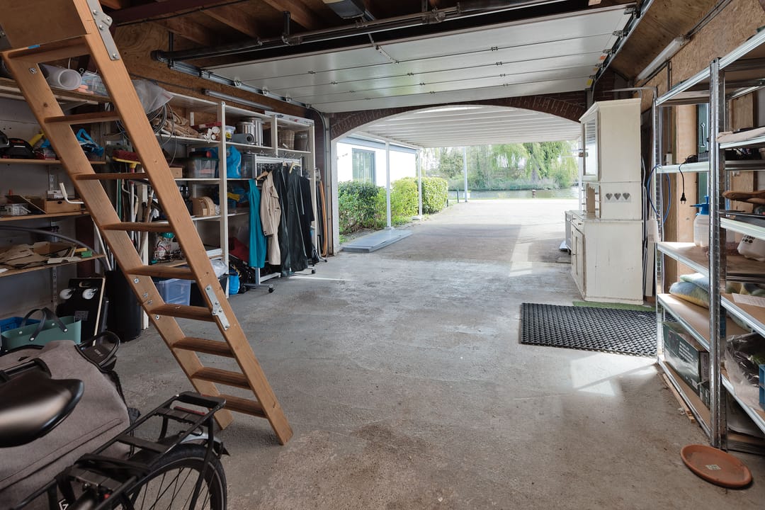 Foto 38 van Aalsmeerderdijk 217