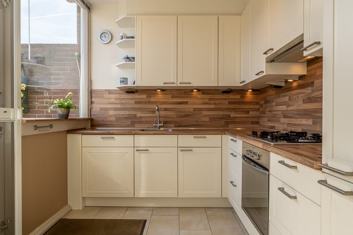 Foto 10 van Burg Henryplantsoen 2