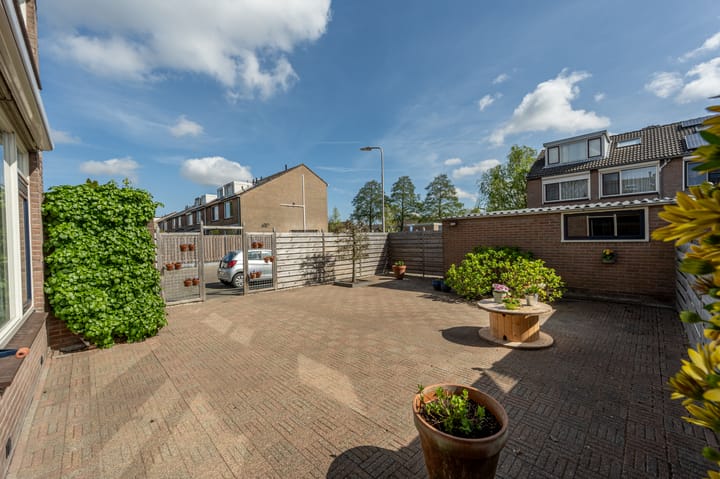 Foto 31 van Burg Henryplantsoen 2