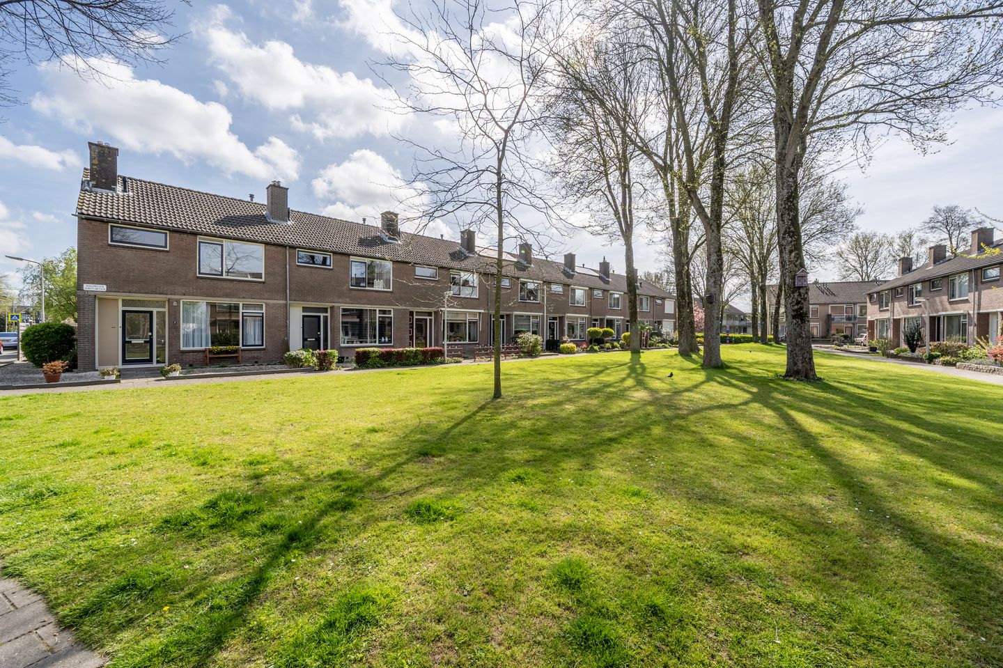 Foto 35 van Burg Henryplantsoen 2