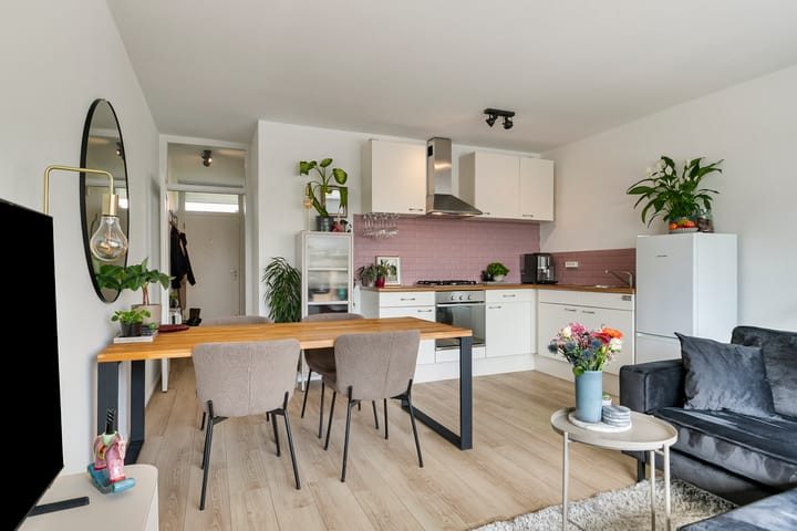 Foto 2 van Adriaan van Bergenstraat 270