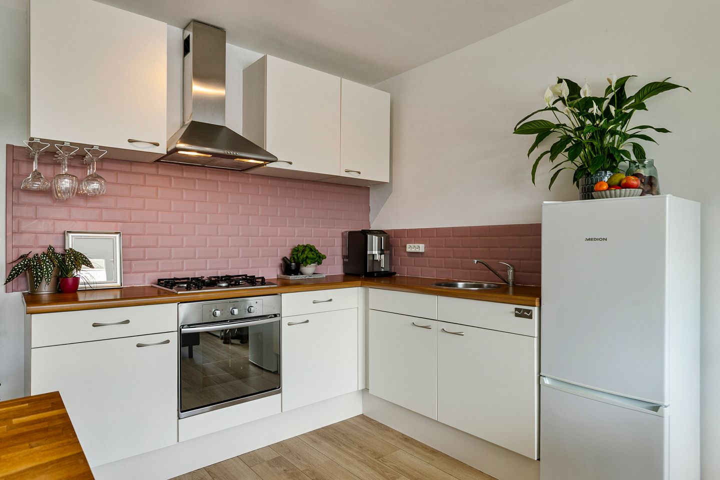 Foto 10 van Adriaan van Bergenstraat 270