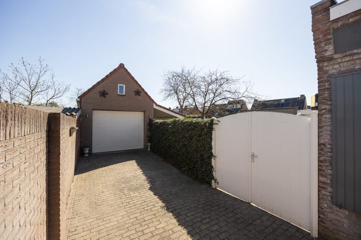 Foto 47 van Spoorlaan 116