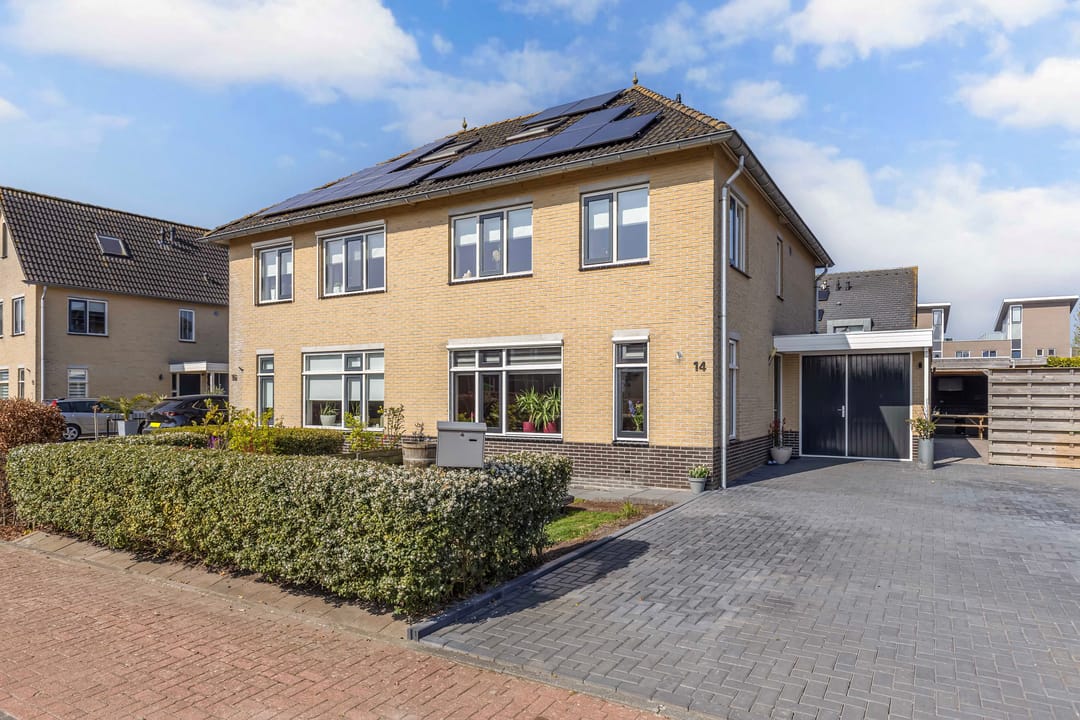 Foto 1 van Carbeel 14