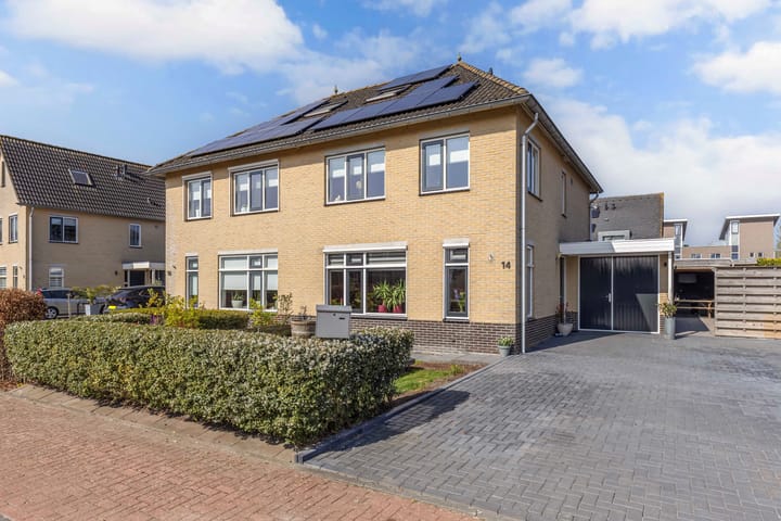 Foto 1 van Carbeel 14