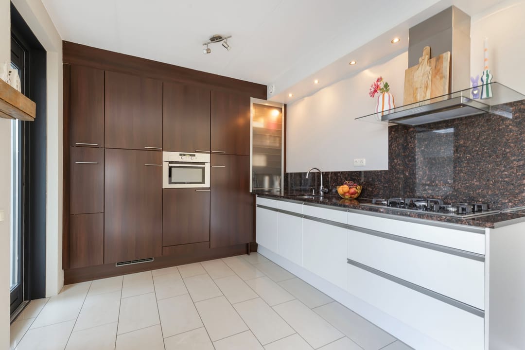 Foto 11 van Carbeel 14