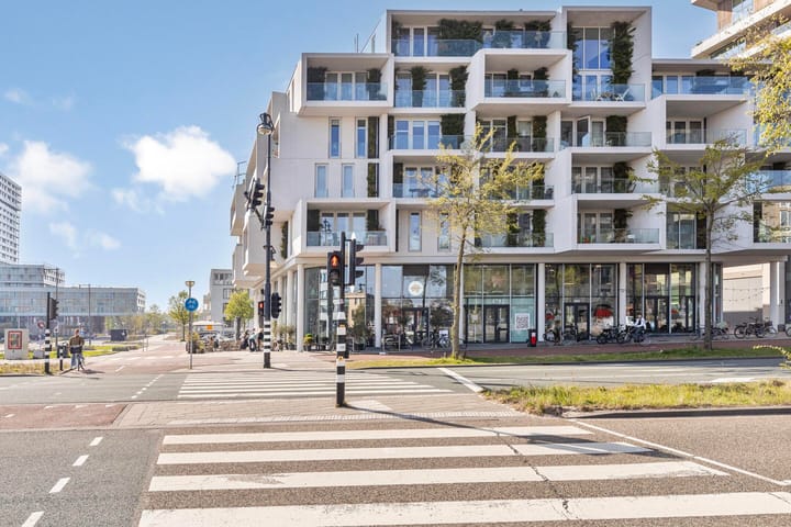 Foto 36 van Lutonhof 365