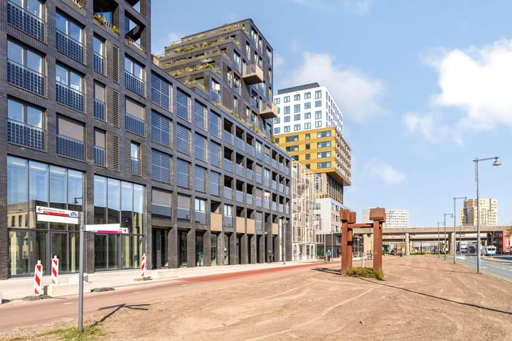 Foto 4 van Lutonhof 365