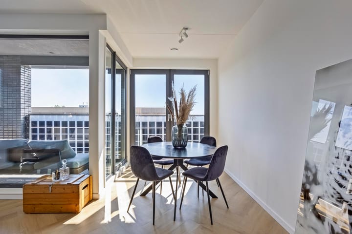 Foto 15 van Lutonhof 365