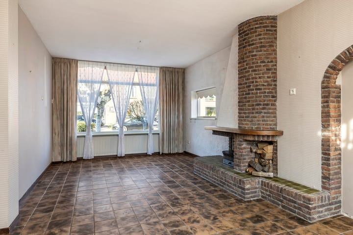 Foto 2 van De Ruyterstraat 56