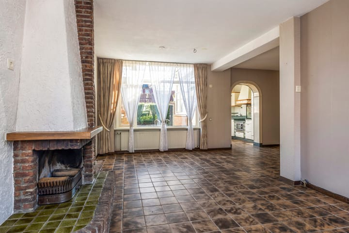 Foto 4 van De Ruyterstraat 56