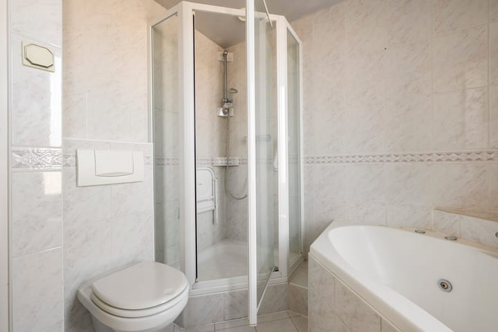 Foto 15 van De Ruyterstraat 56