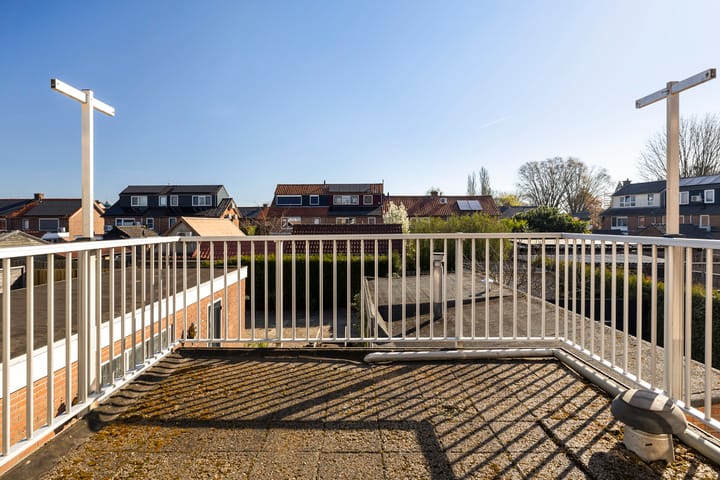 Foto 19 van De Ruyterstraat 56