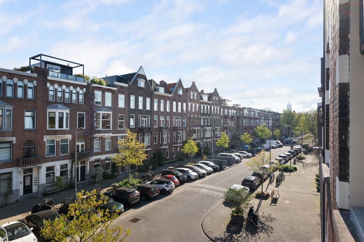 Photo 8 of Burgemeester Meineszlaan 88-A