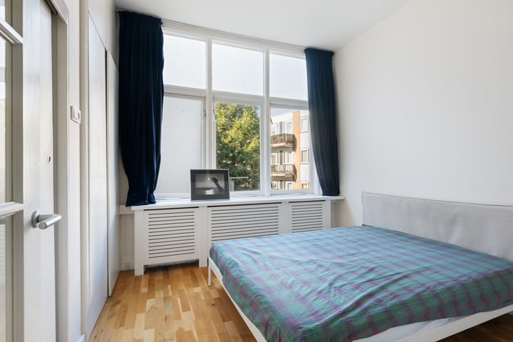 Photo 11 of Burgemeester Meineszlaan 88-A