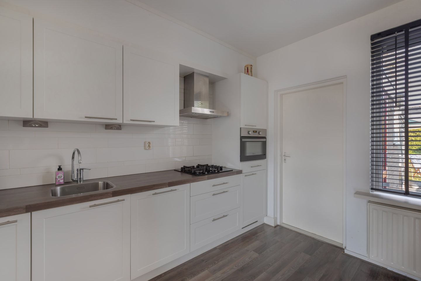 Foto 20 van D.S. Bangmastrjitte 62