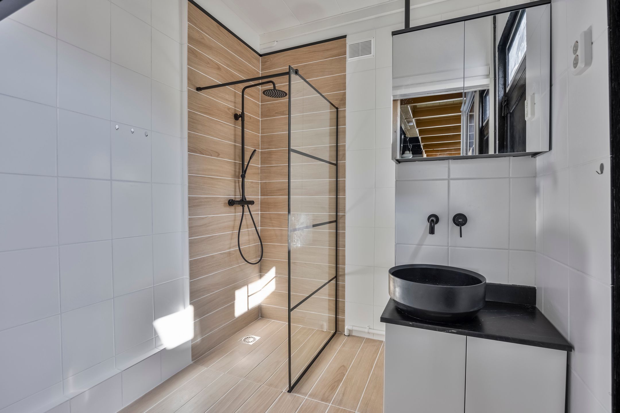 Foto 15 van Machinistenstraat 40