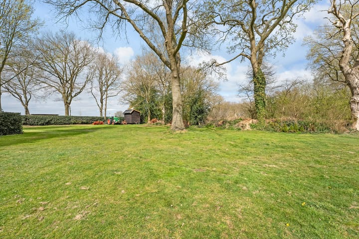 Photo 89 of de Woerthe 4