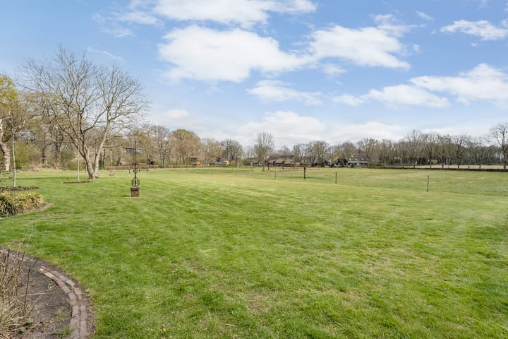 Photo 96 of de Woerthe 4