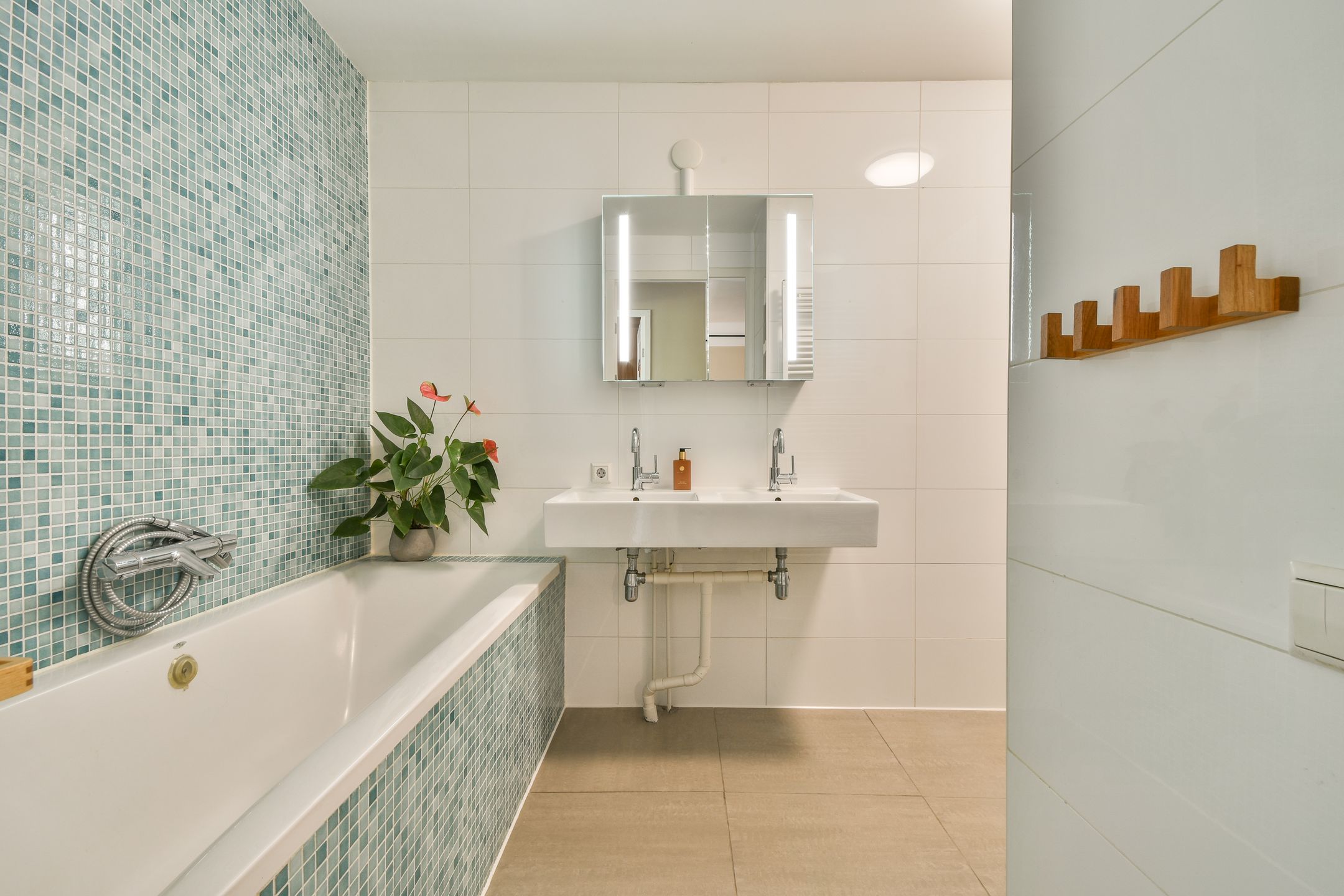 Foto 21 van Leeuwendalersweg 556