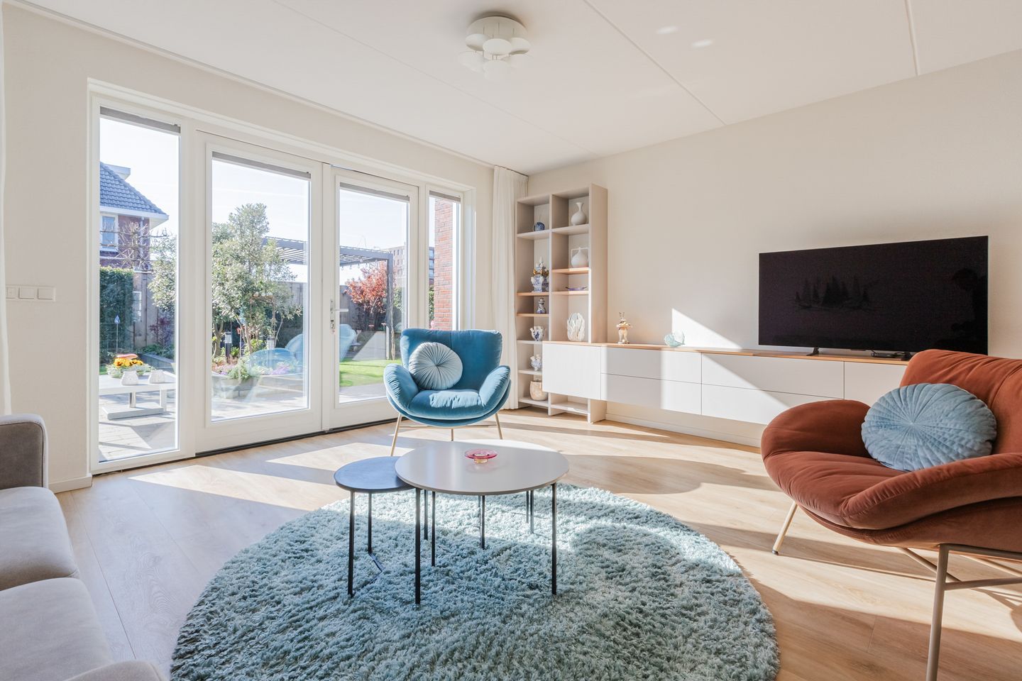 Foto 4 van Purperreiger 26