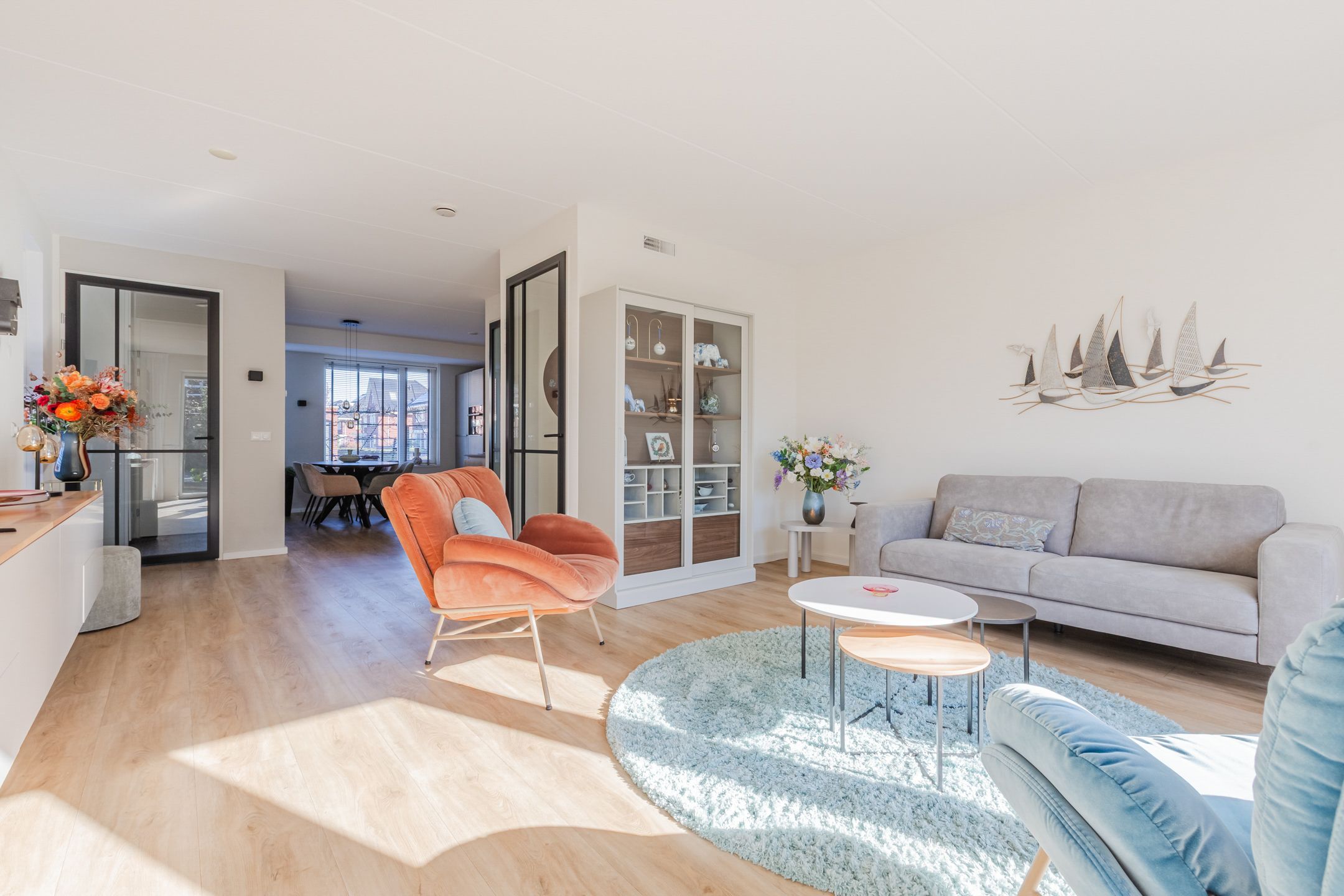 Foto 6 van Purperreiger 26