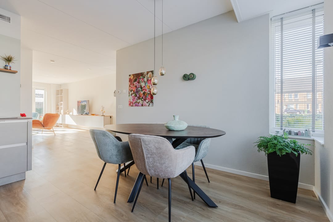 Foto 11 van Purperreiger 26