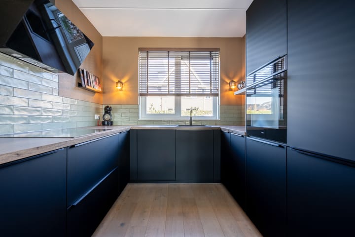 Foto 3 van Rozenbottel 12