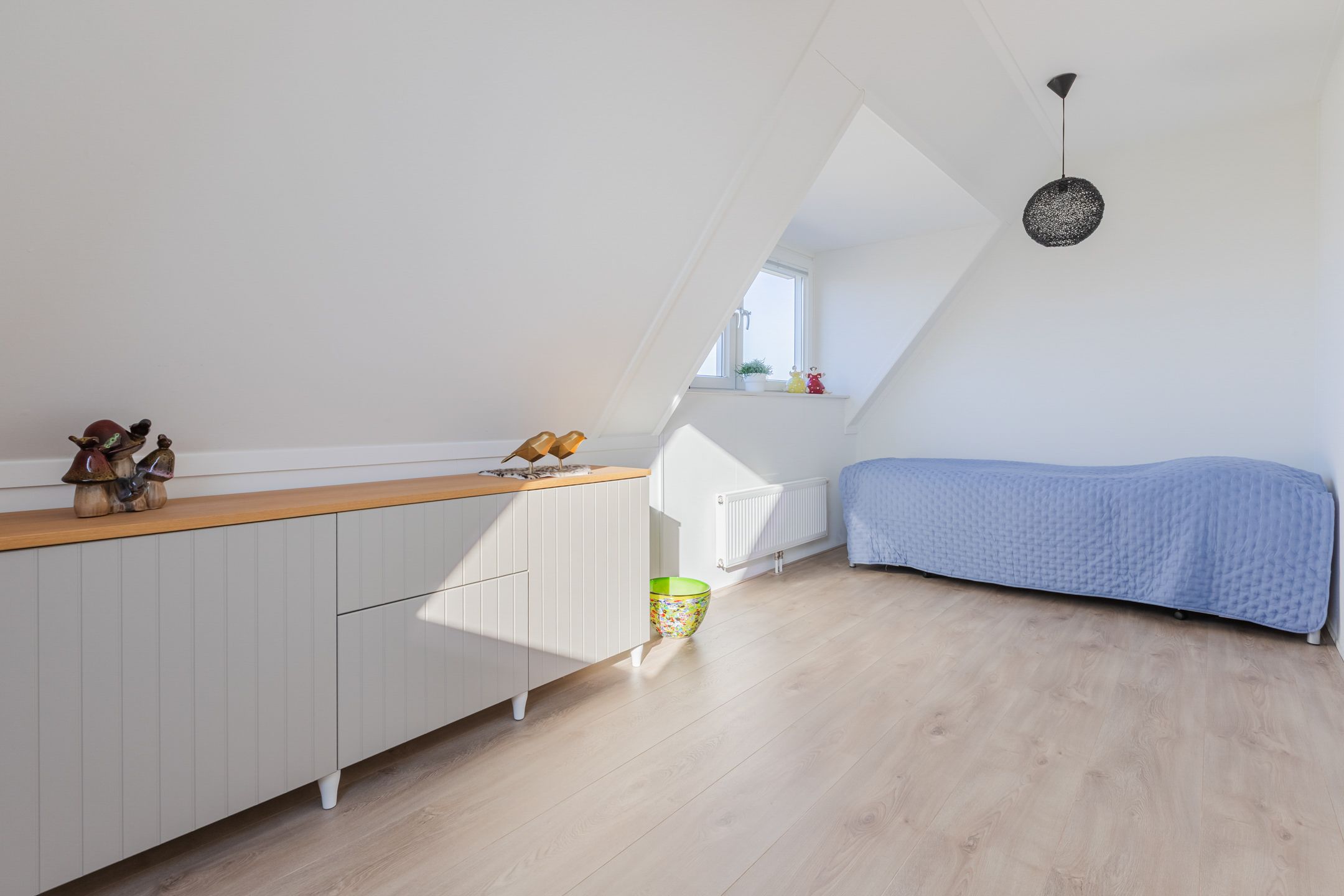 Foto 33 van Purperreiger 26