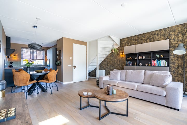 Foto 6 van Rozenbottel 12