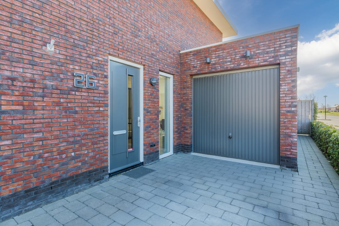 Foto 46 van Purperreiger 26