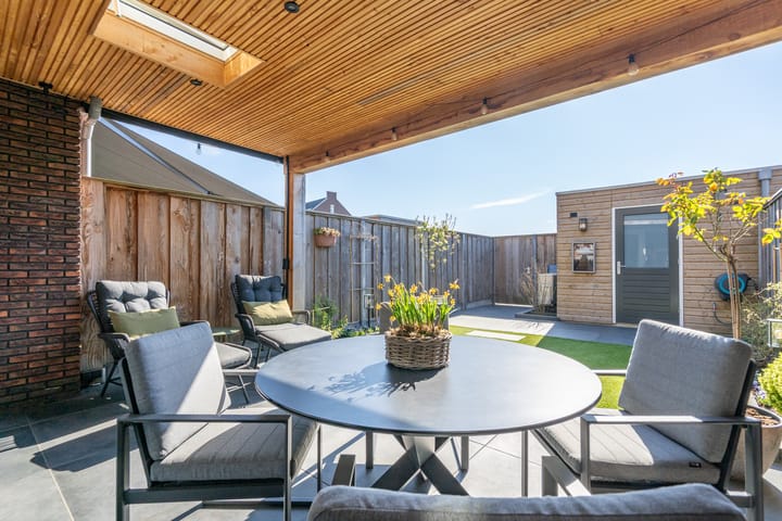 Foto 33 van Rozenbottel 12