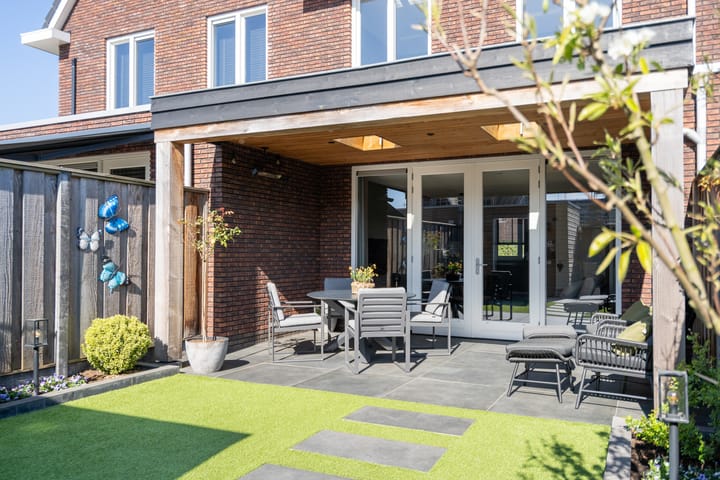 Foto 34 van Rozenbottel 12